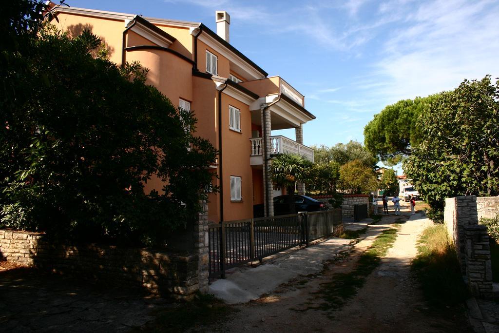 Villa Riva Umag Exterior photo